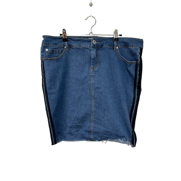 Torrid Mini Denim Skirt w/ Side Stripes Womens Plus Size 16 - Picture 2 of 6